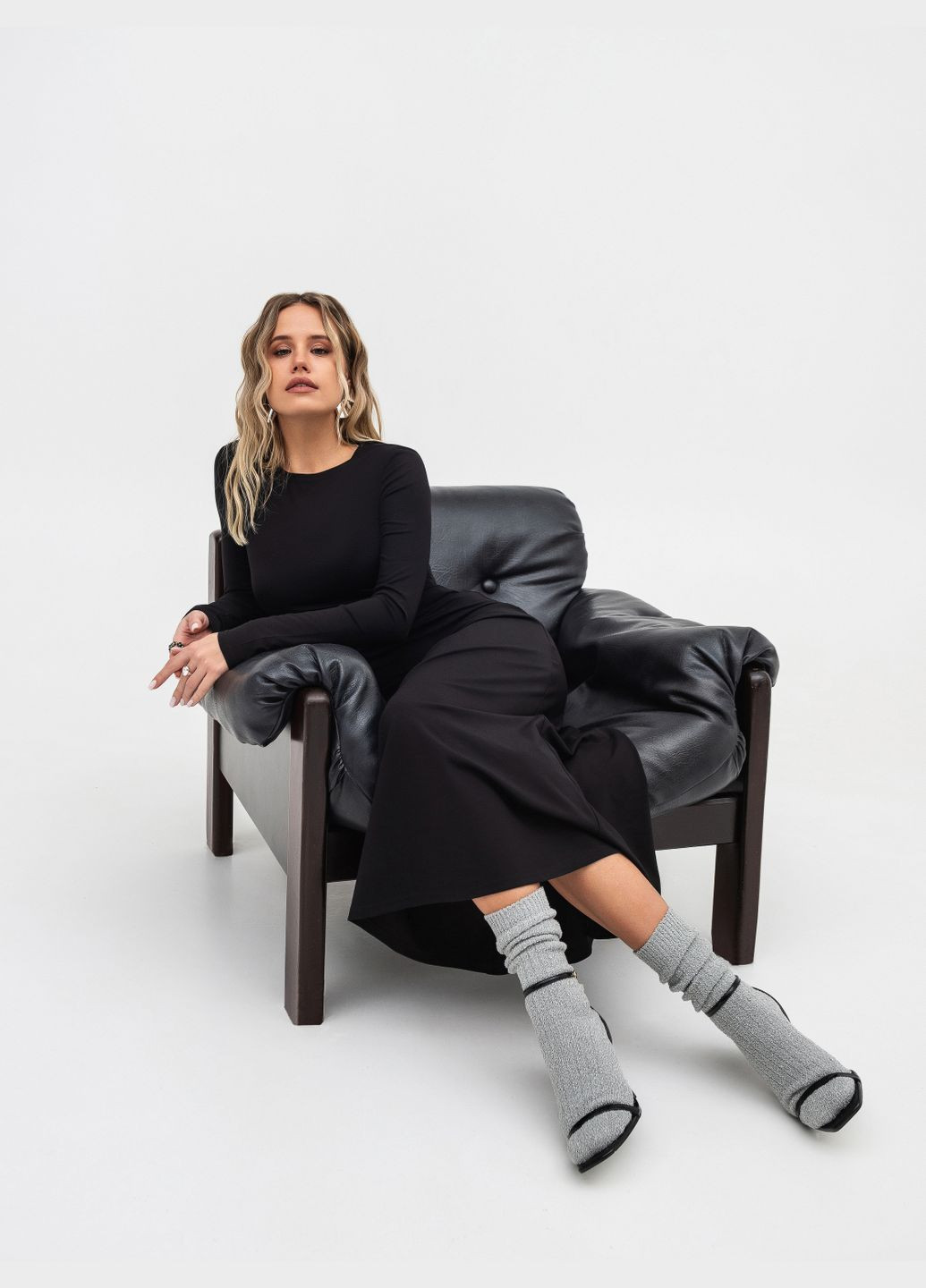 Черное платье Romashka однотонное