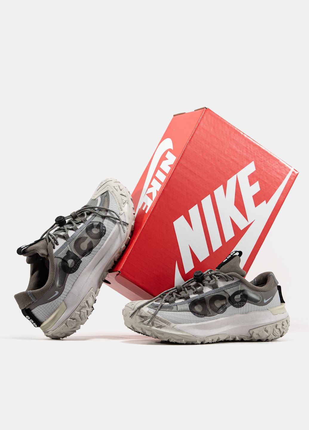 Бежевые демисезонные кроссовки мужские и женские nike acg mountain fly low 2 iron ore | найк ацг моунтеин бежевые No Brand