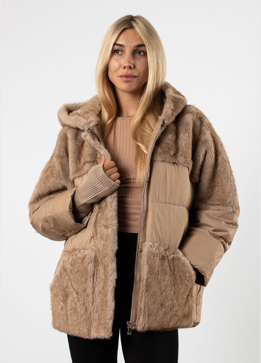Бежевый зимний Пуховик MissLynx