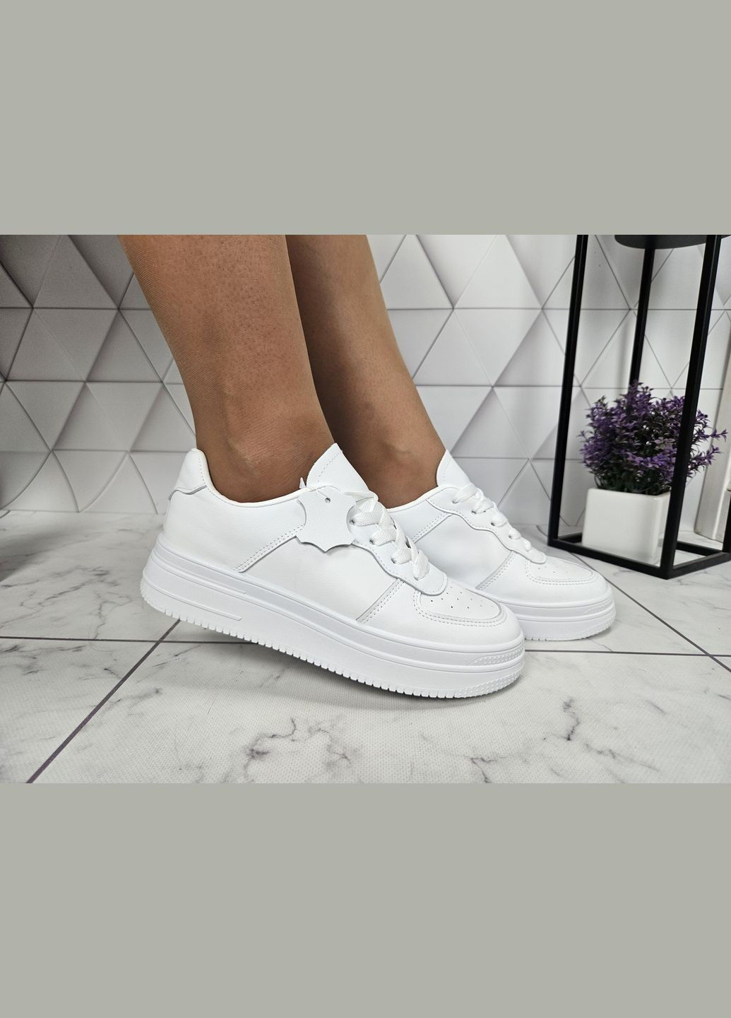 Кроссовки белые из натуральной кожи на высокой массивной подошве платформе No Brand белые (322650811)