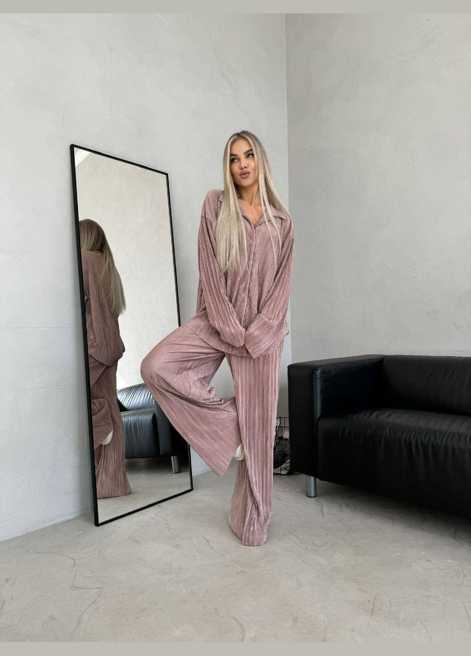 Жіночий костюм в стилі оверсайз MonCher (328058479)