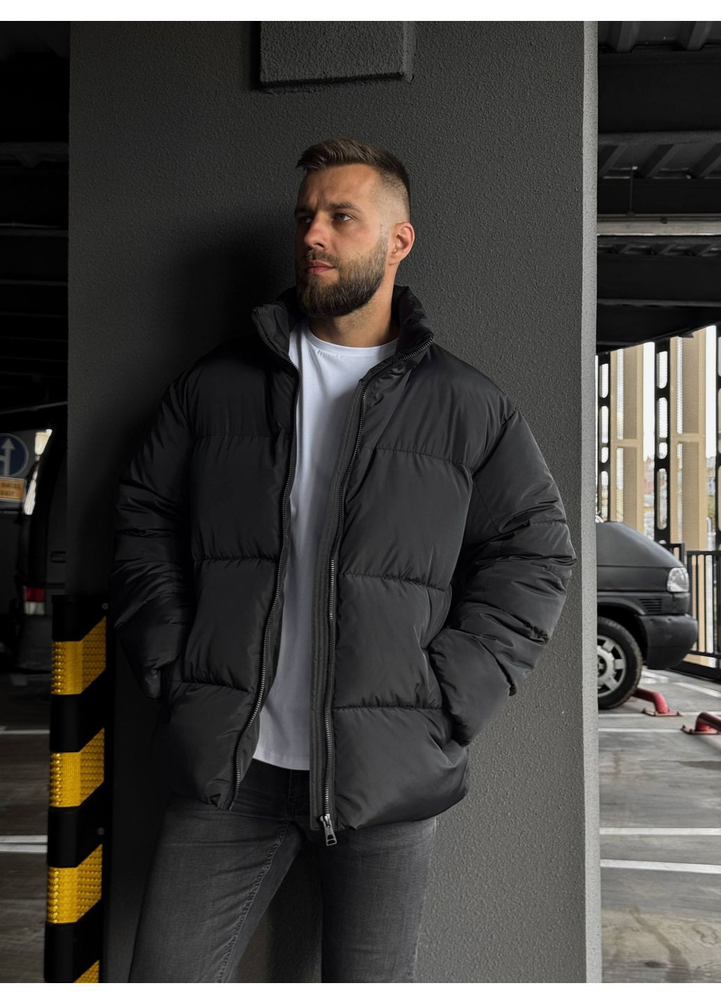 Чорний зимній Пуховик Україна