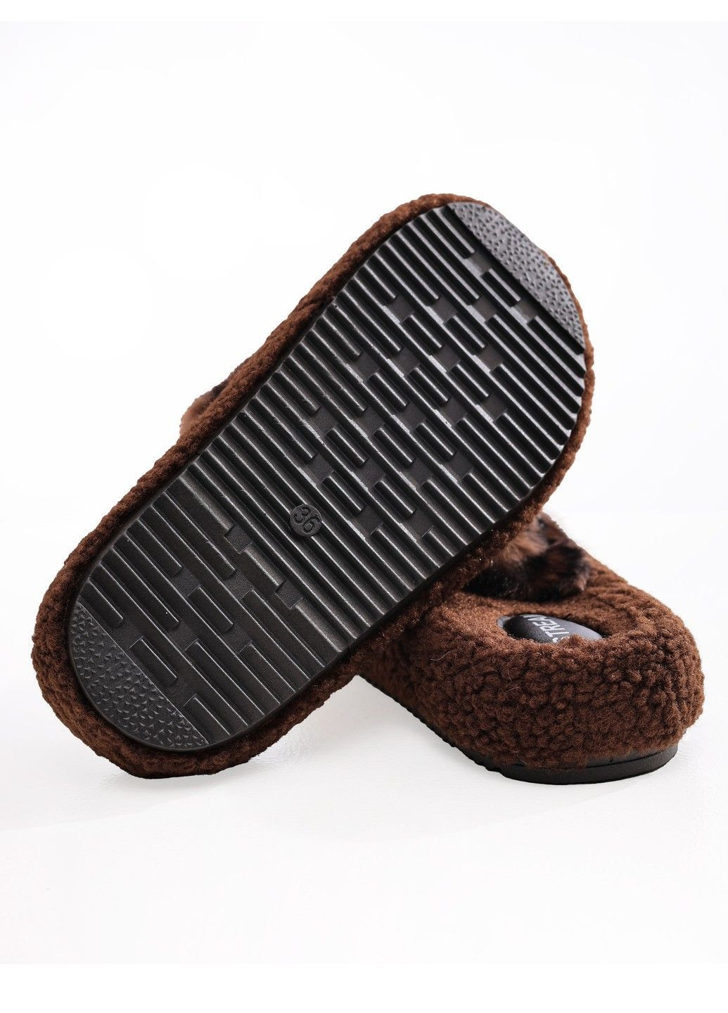Коричневые тапочки женские STREAM