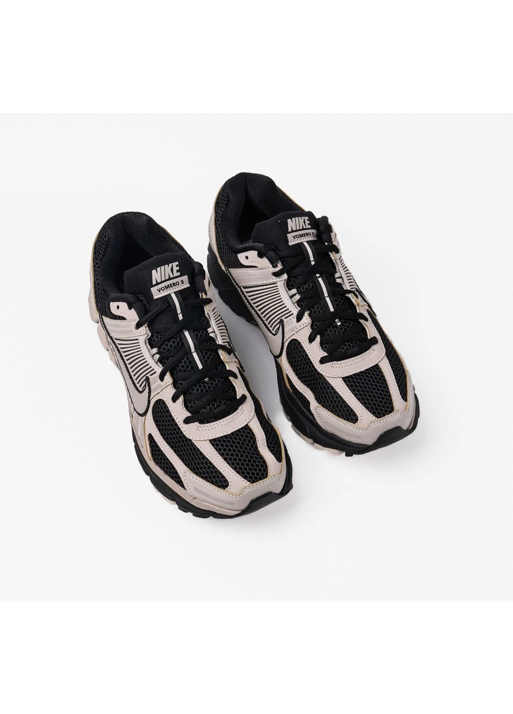 Бежевые кроссовки zoom vomero 5 beige fj4151-008 Nike