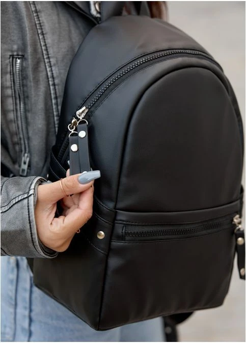 Жіночий міський рюкзак Чорний (6780251235) Sambag (361244762)