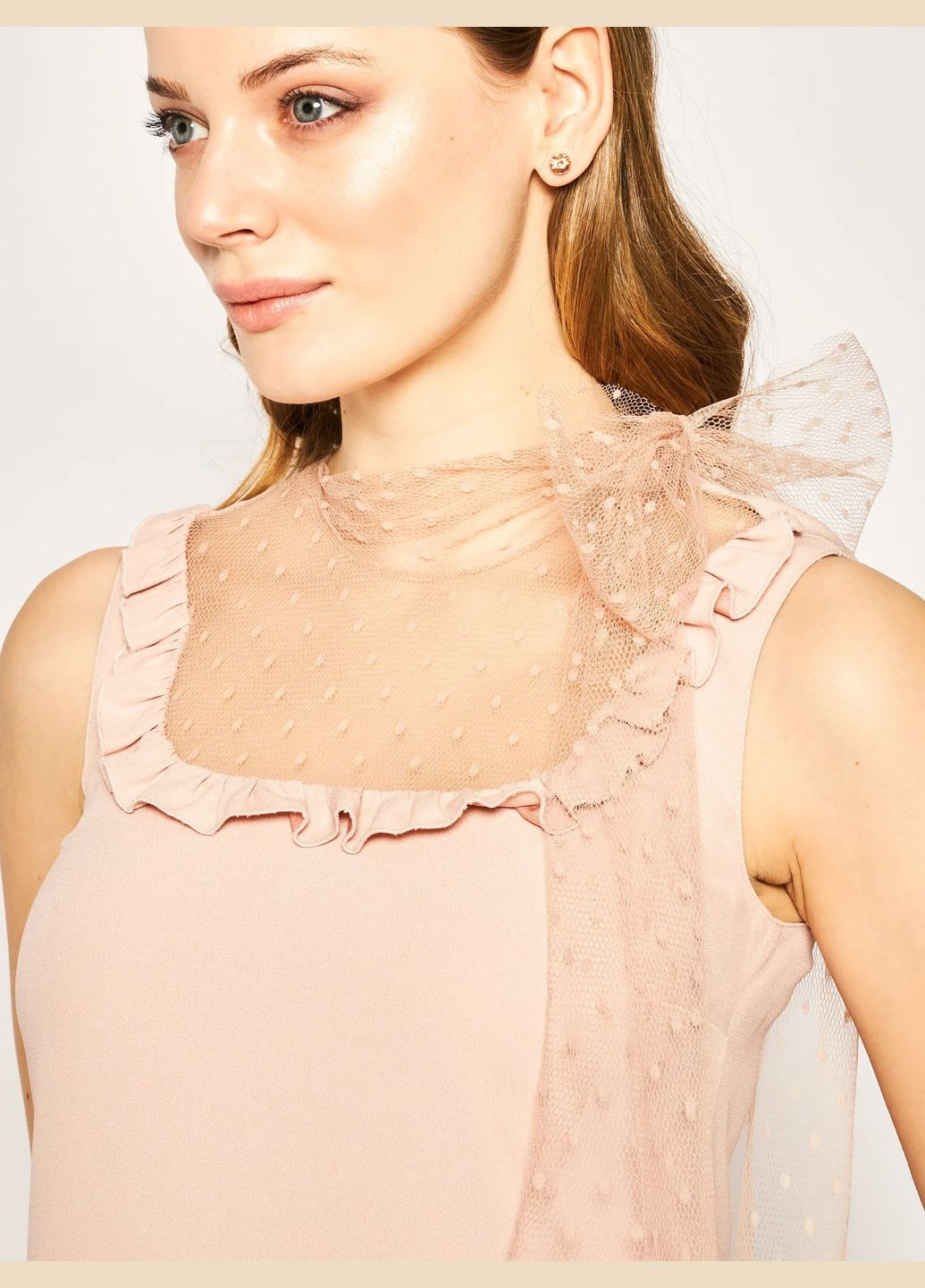 Розовое платье Red Valentino