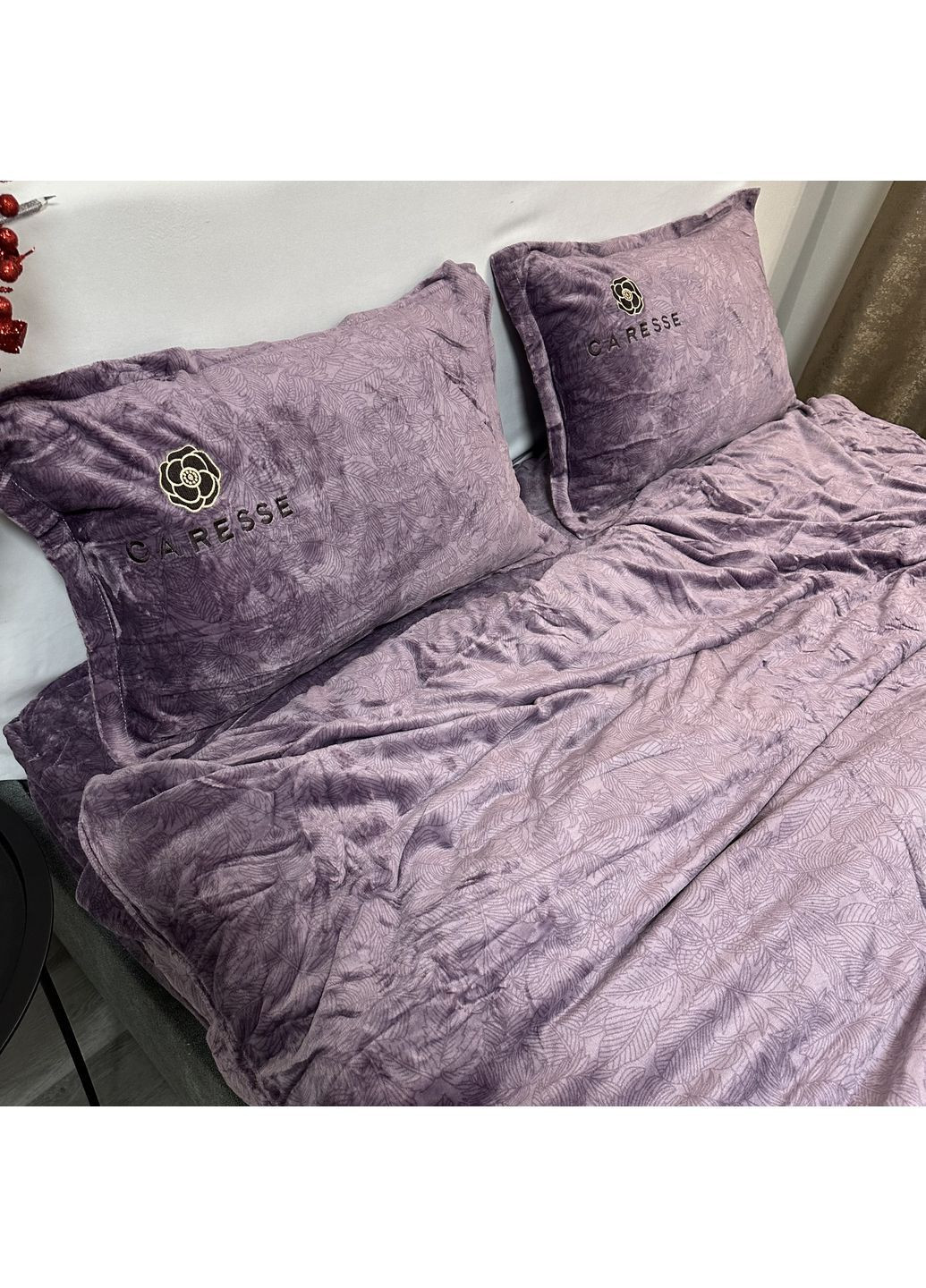 Розкіш велюру: постільна білизна євро фіолетового кольору (Velvet Touch). Простирадло на резинці. Підковдра 200*230см. No Brand (370278947)