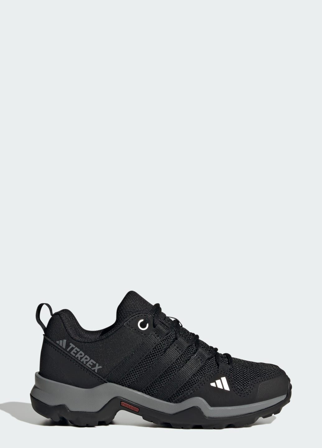 Чорні всесезонні кросівки для хайкінгу terrex ax2r adidas