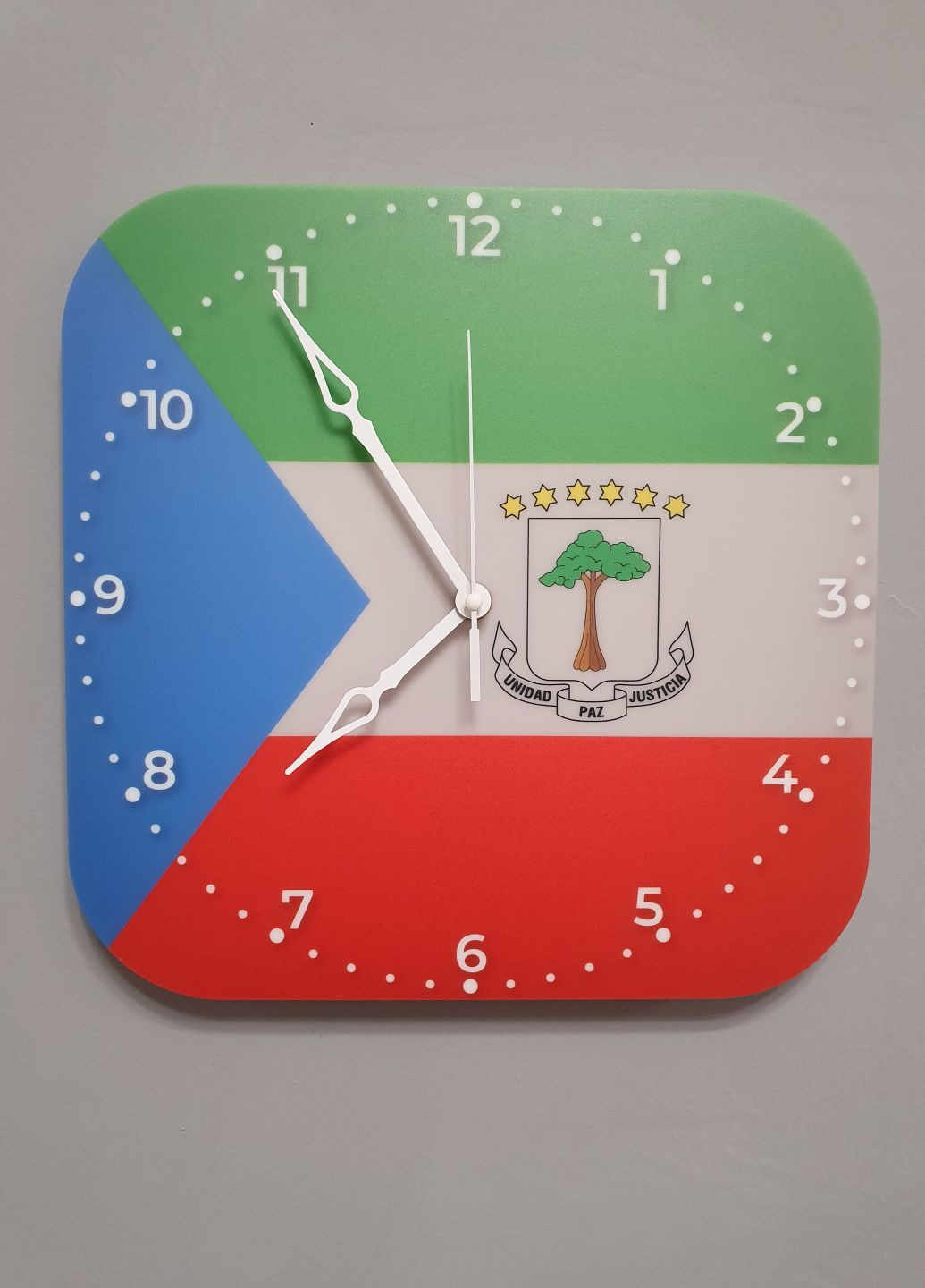 Часы настенные флаг Экваториальной Гвинеи No Brand (321989308)