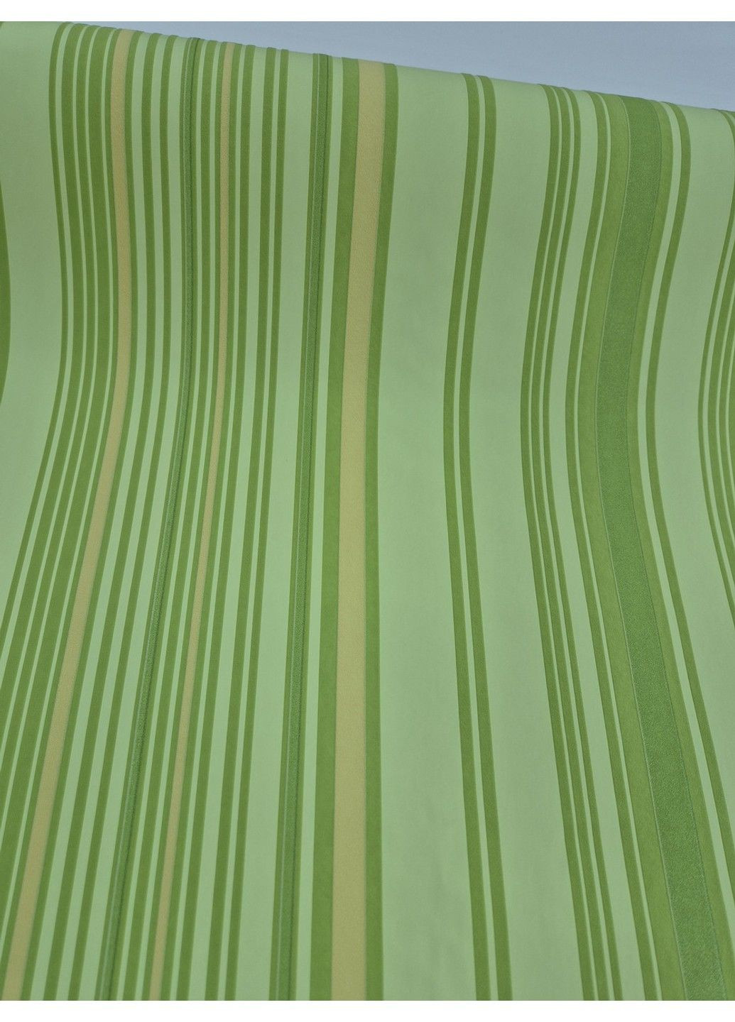 Обои виниловые на флизелиновой основе 10,05 × 0,53 57139, салатовые для спальни, гостиной, детской MARBURG (339111281)