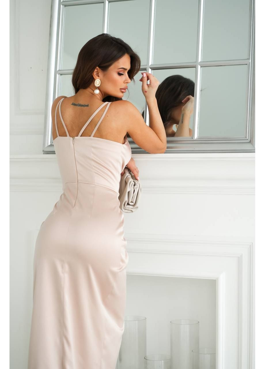 Бежева бежева довга сукня з відкритим декольте з атласної тканини для шикарних романтичних зустрічей No Brand однотонна