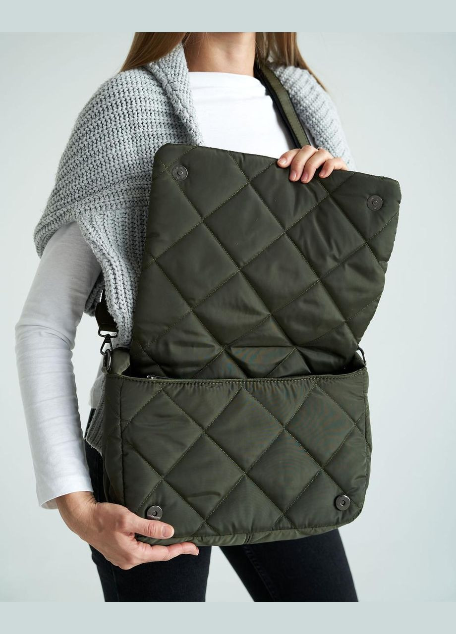 Жіноча сумка з нейлону на магнітах із зовнішньою кишенею оливкова «Лола» з нейлону WeLassie (307286855)