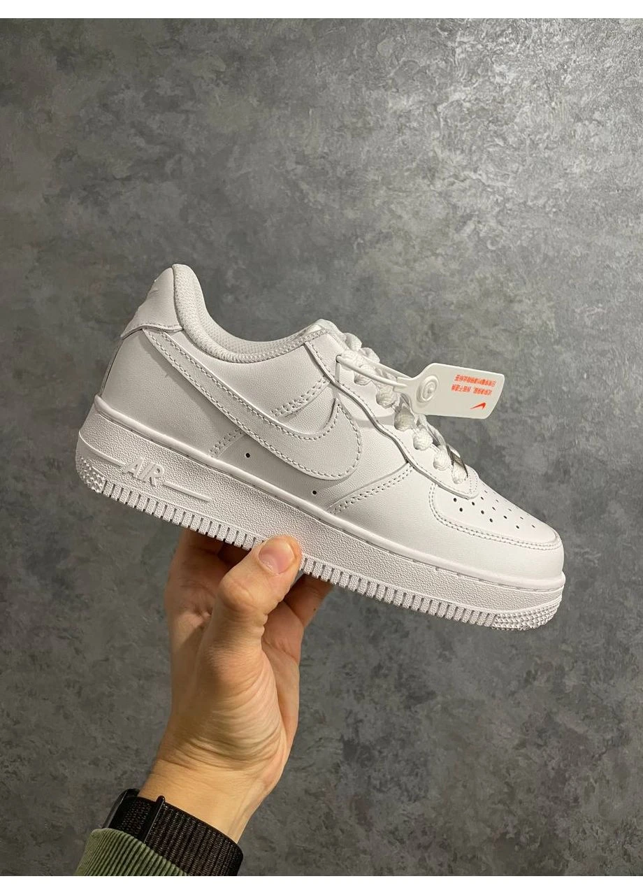 Жіночі кросівки Nike Air Force 1 Low '07 White CW2288 Найк Аір Форс 1 білі демісезони (366196684)