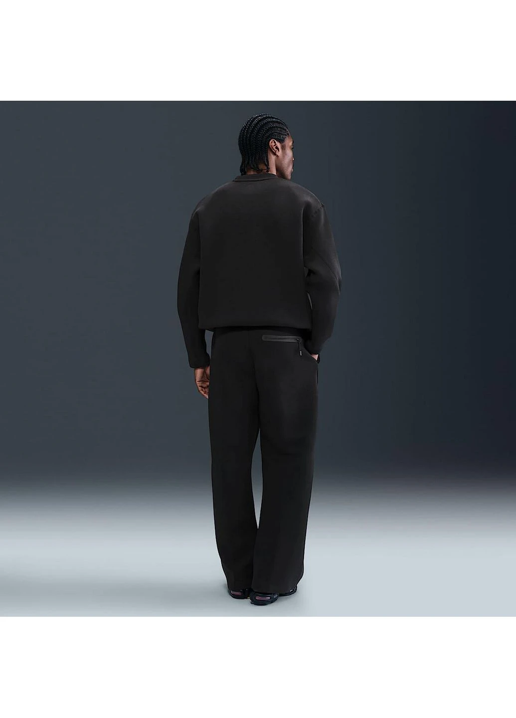 Черные демисезонные брюки Nike