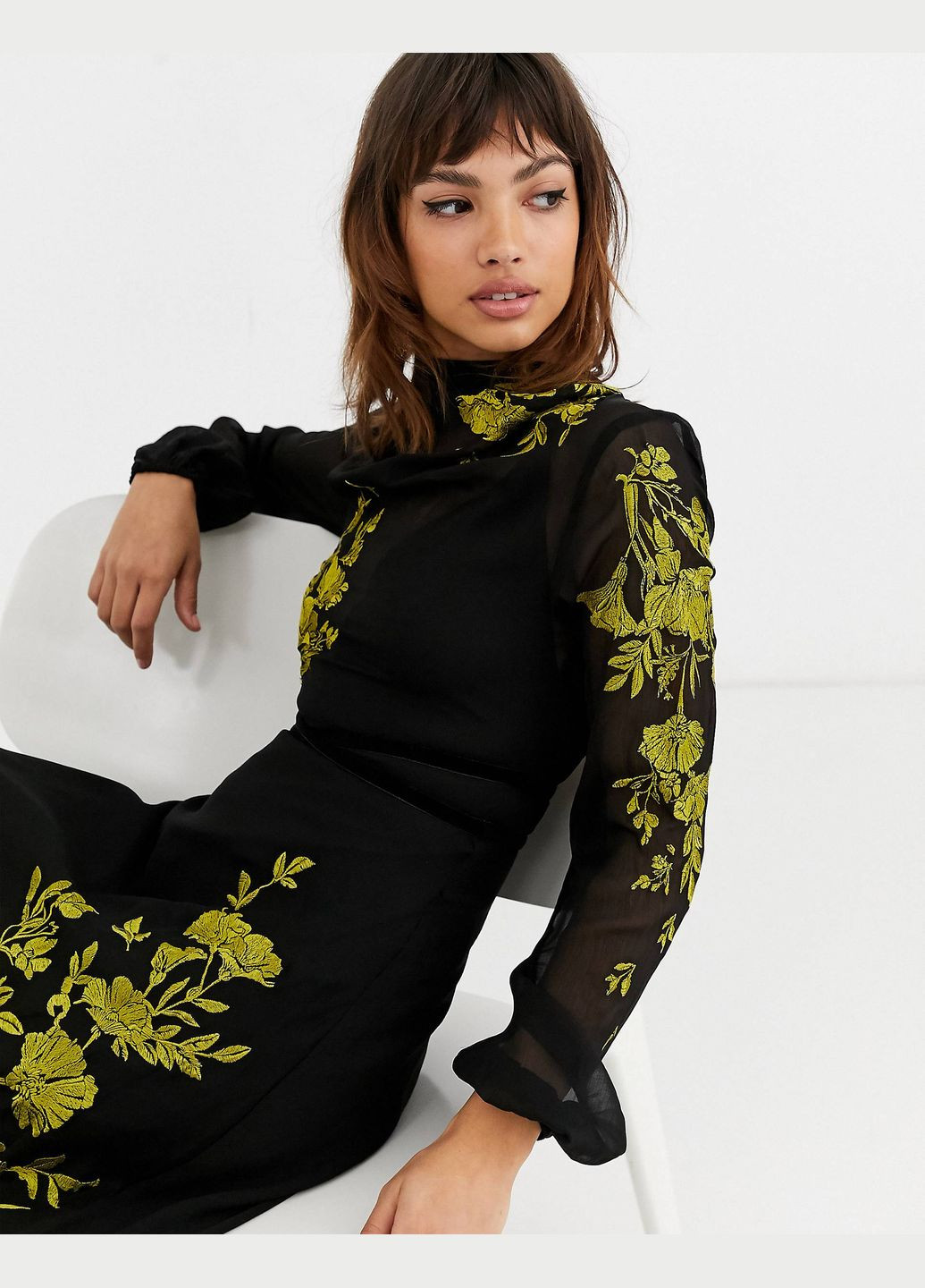 Черное платье макси с вышитыми цветами Asos