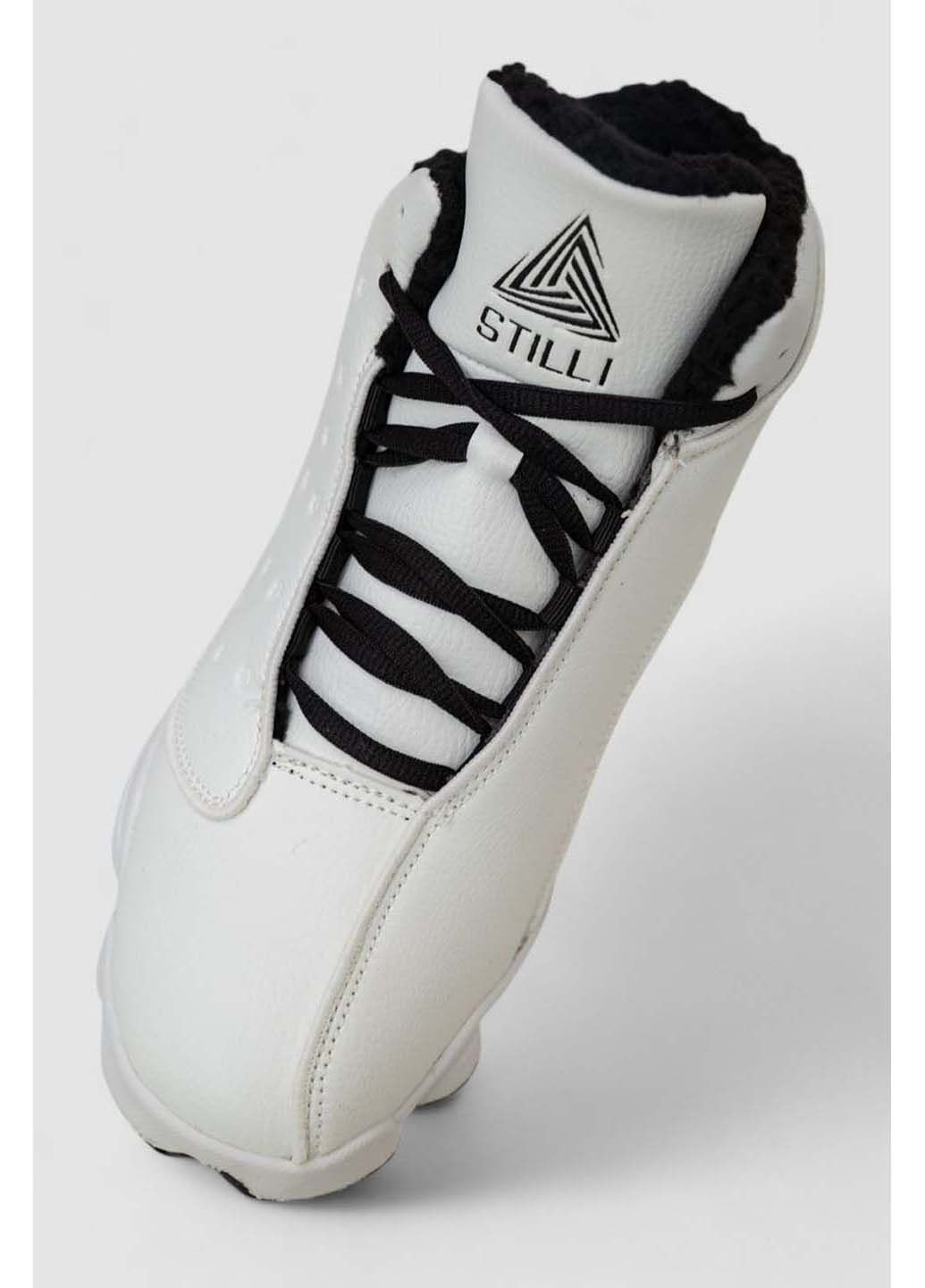 Черно-белые зимние кроссовки Stilli