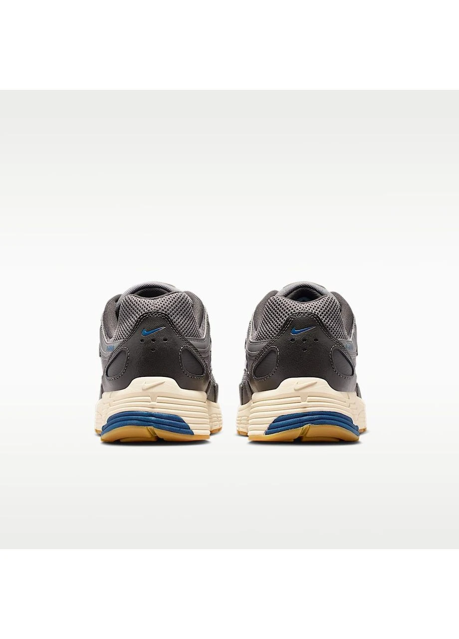 Сірі кросівки p-6000 grey cd6404-030 демісезон Nike