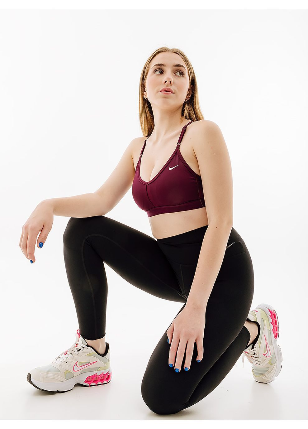 Жіночий Топ IND BRA V-NECK Фіолетовий Nike (282617136)