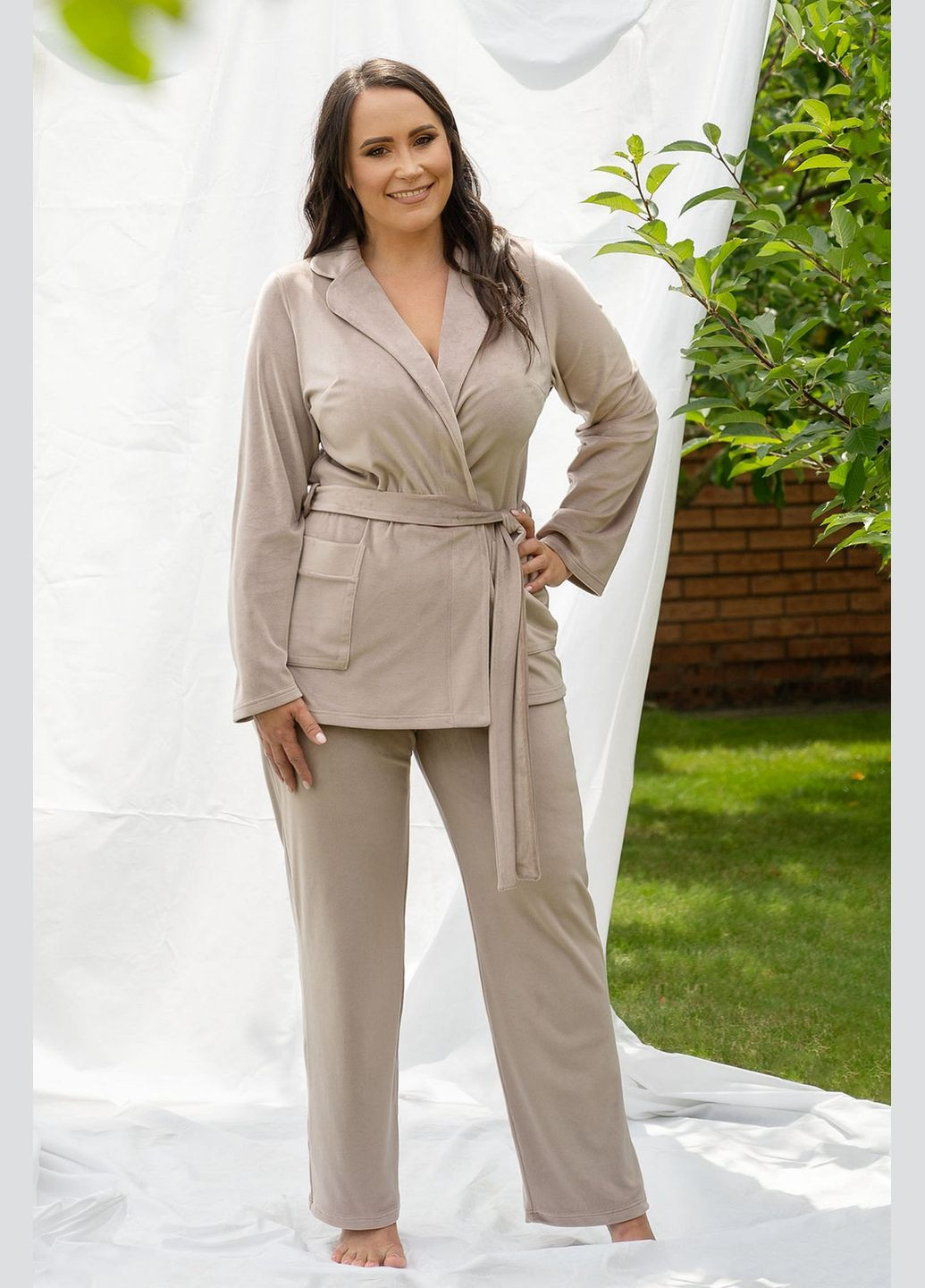 Бежевый демисезонный велюровый комплект Shato 2322 cappuccino