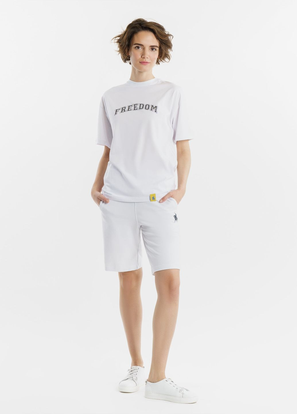 Белая летняя женская футболка arber белая Arber Woman T-shirt W1