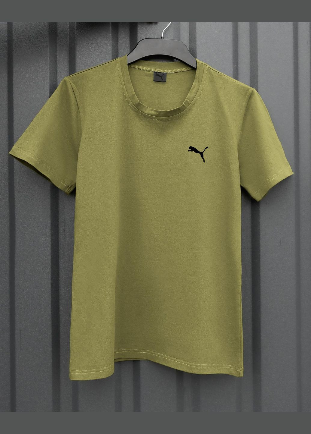 Хаки (оливковая) базовая футболка No Brand