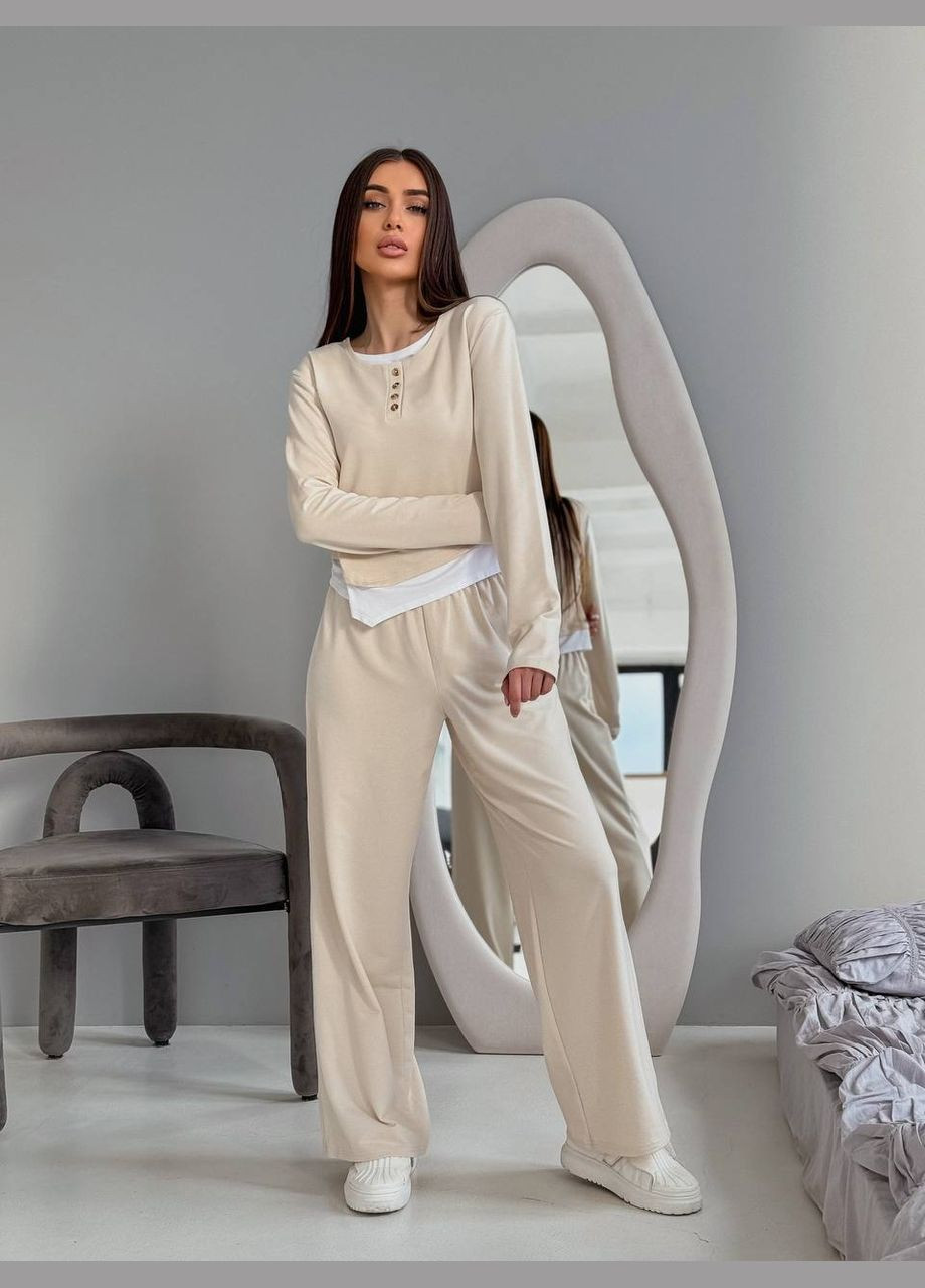Жіночий прогулянковий костюм бежевого кольору 32656 No Brand (328922993)