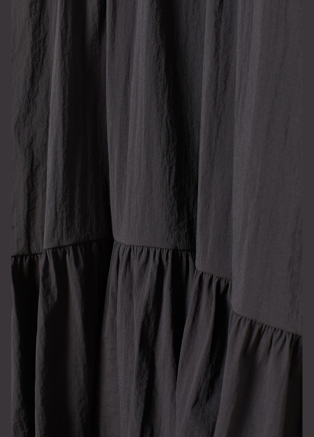 Черное платье H&M однотонное