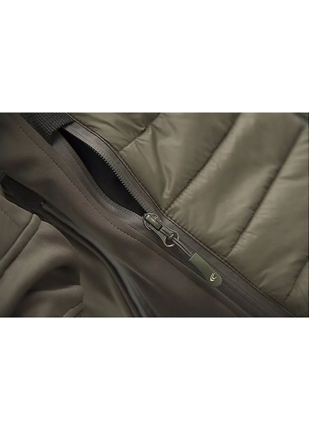 Оливковая демисезонная куртка carinthia g-oft isg 2.0 jacket olive No Brand