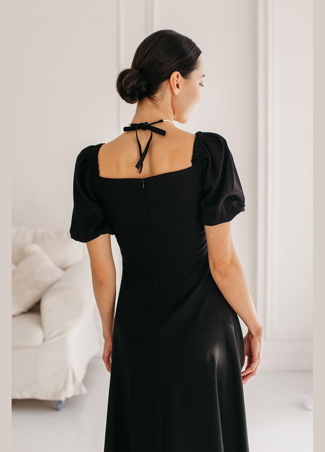 Черное платье dawn linen с открытой спинкой и завязкой Lana Bryk однотонное