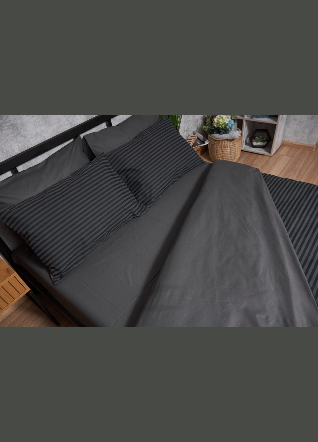 Комплект постельного белья семейный 143х210х2 наволочки 2х50х70 Бязь Gold Люкс (MS-820001070) Moon&Star Gray Stripe&Black (285717818)