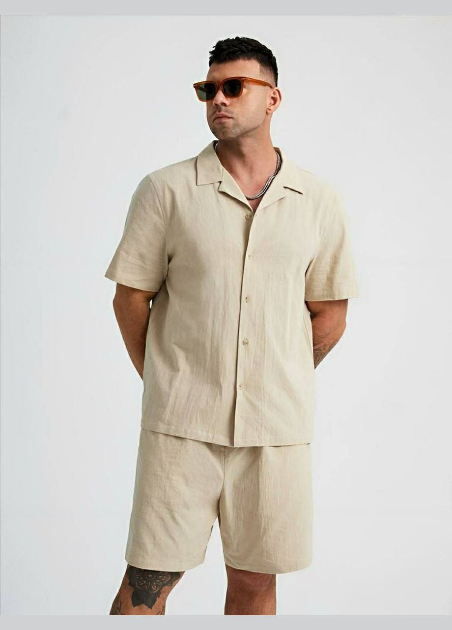 Бежевый летний костюм мужской с шортами No Brand