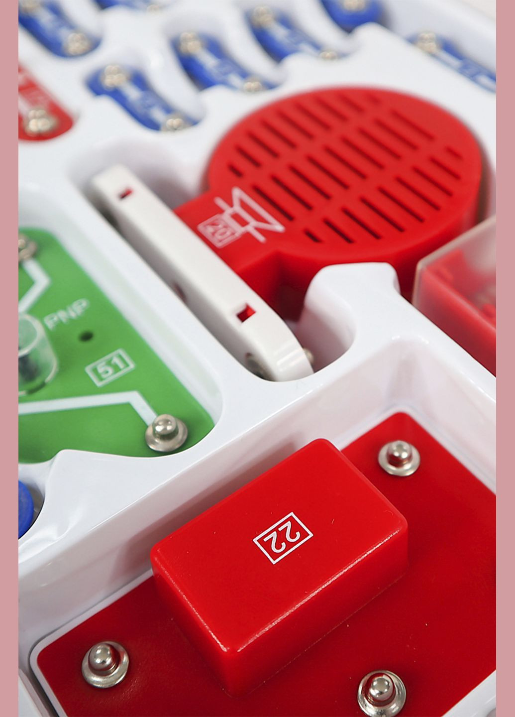 Электронный конструктор 'ПЕРВЫЕ ШАГИ В ЭЛЕКТРОНИКЕ' цвет разноцветный CB-00265139 DOKA (314891727)