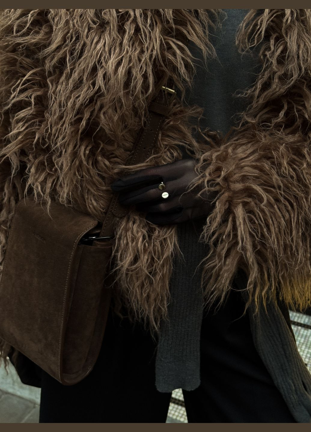 Объемная шуба из ламы коричневого цвета, из искусственного эко меха. No Brand (316259029)