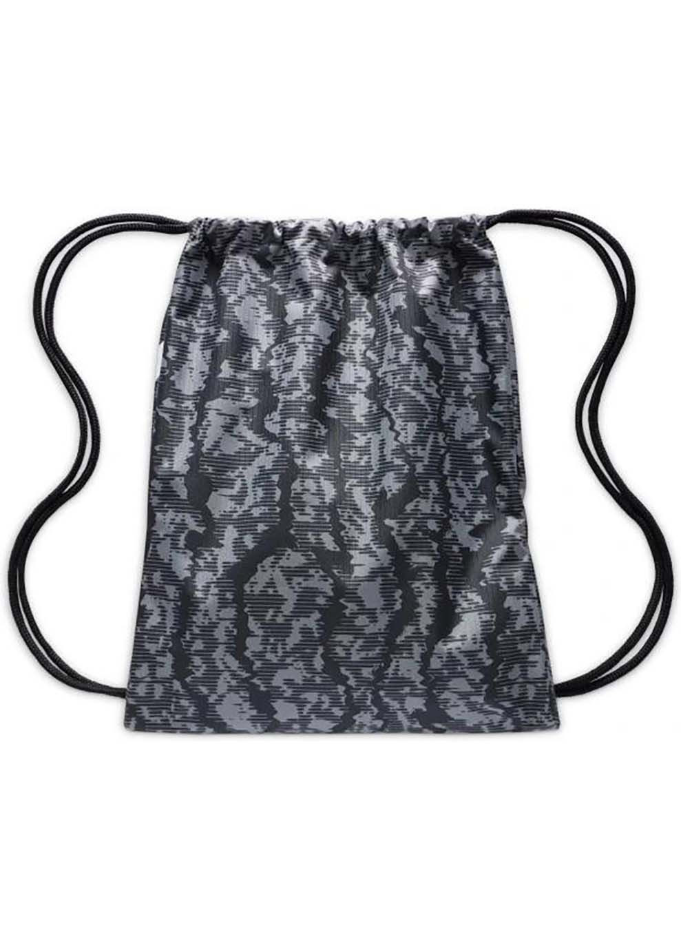 Рюкзак-мешок Y NK DRAWSTRING - CAT AOP FA24 12L черный, серый 35х46 см Nike (367600445)