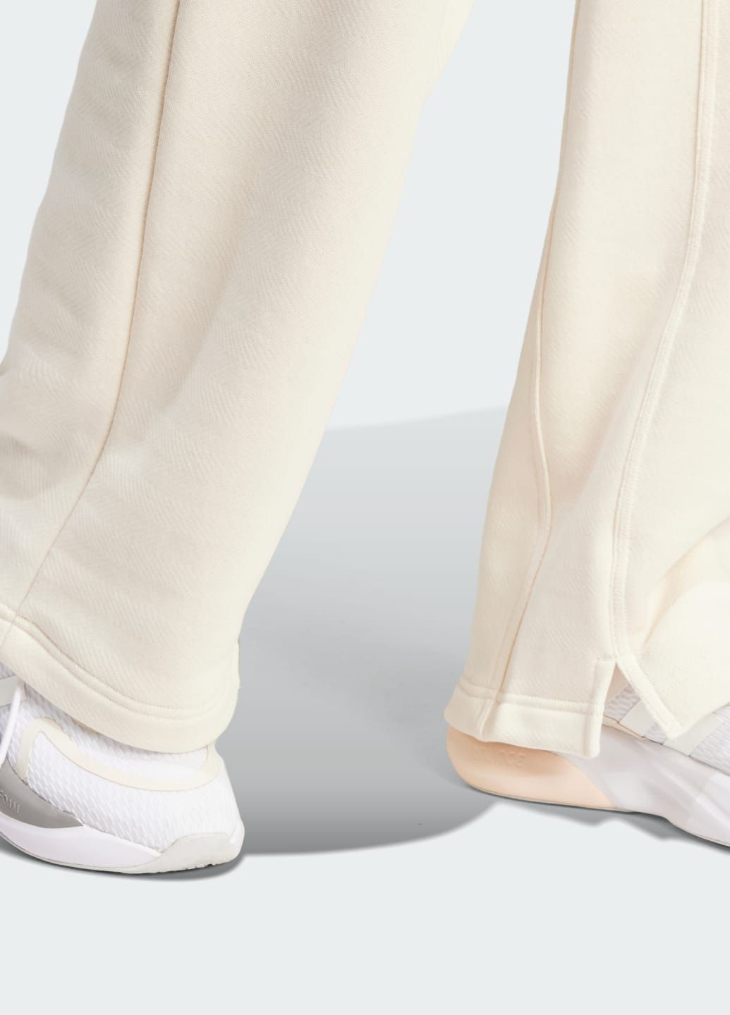Спортивные брюки Lounge French Terry adidas (285103531)