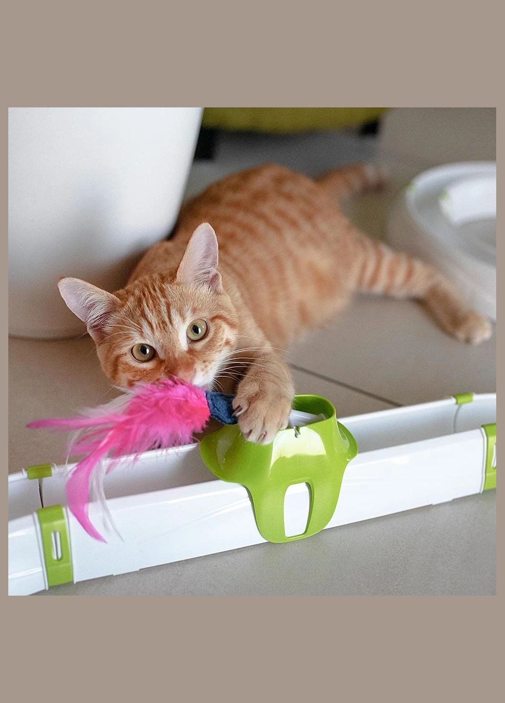 Модульная игрушка трек с перьями и светящимся шаром для кошек Turbine (Ферпласт Турбина) Ferplast (297512353)