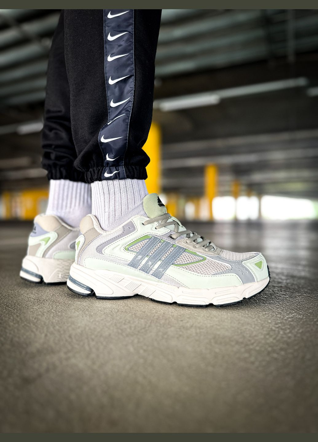 Бежеві всесезон кросівки чоловічі adidas response x bad bunny cream beige grey | адідас респонс бежеві сірі No Brand