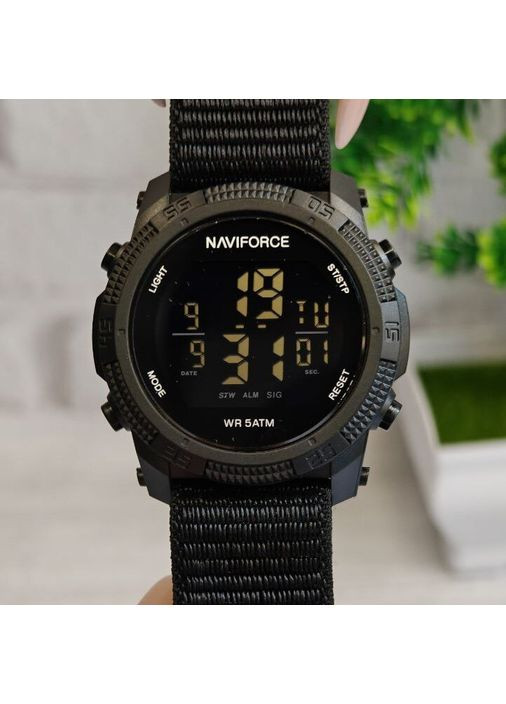 Europe Armor Black, 2 ремешка quartz спортивный Naviforce (361660386)