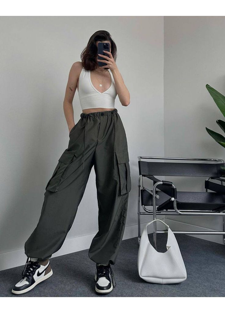 Стильные женские штаны карго плащевка No Brand С1527-052/1 (355312629)