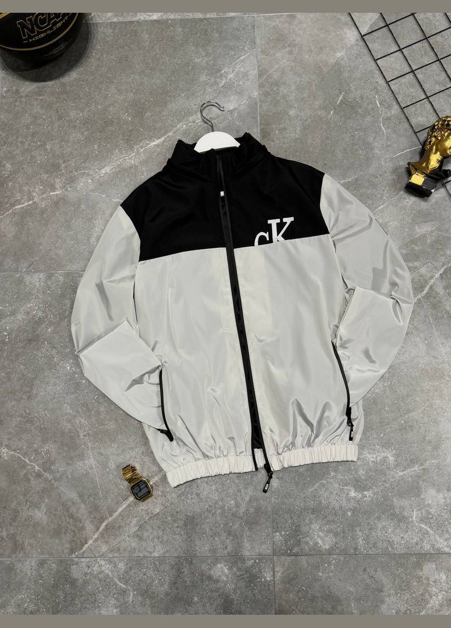 Сіра вітровка No Brand