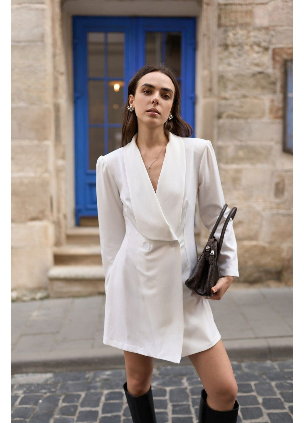 Белое коктейльное платье-жакет женское мини с бантом emily молочное платье-жакет Handy Wear однотонное