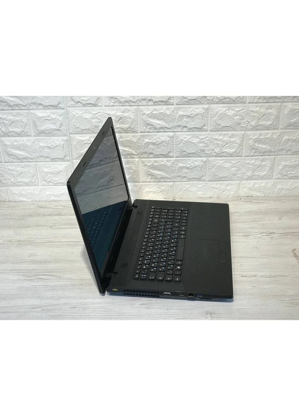 Ноутбук G700 / 17.3" (1600x900) TN / intel Core i5-3230M (2 (4) ядра по 2.6 - 3.2 GHz) / 4 GB DDR3 / 320 GB HDD / intel HD Lenovo (398131568)