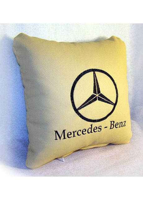Декоративные авто подушки с вышивкой "Mercedes" 3 шт No Brand (369717252)