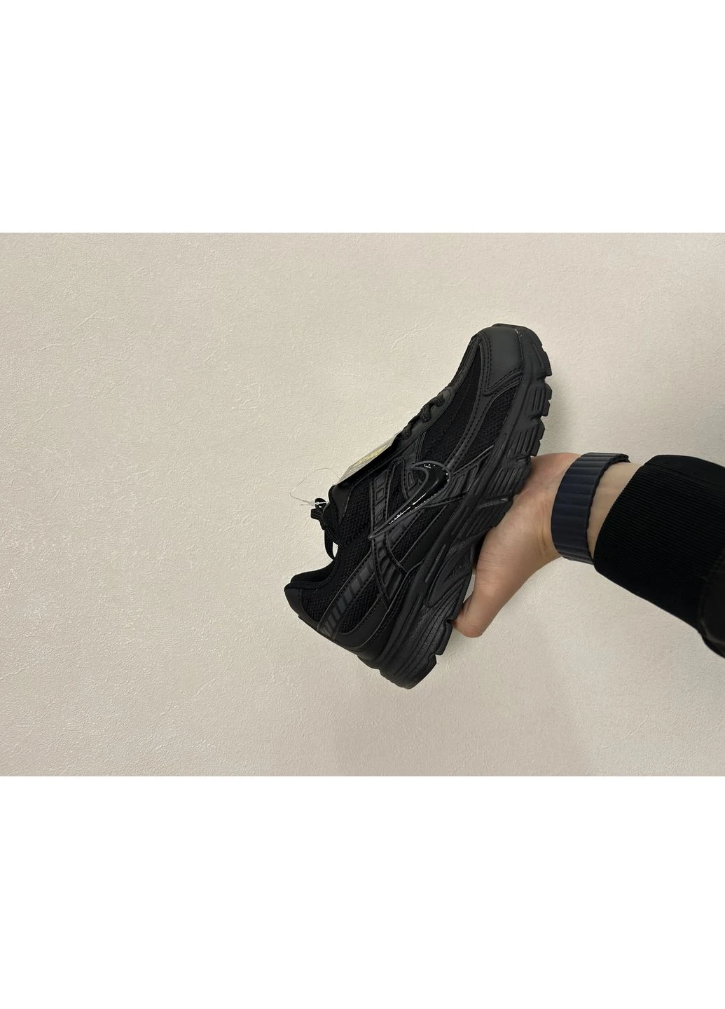 Чорні всесезонні nike initiator black gore-tex Vakko