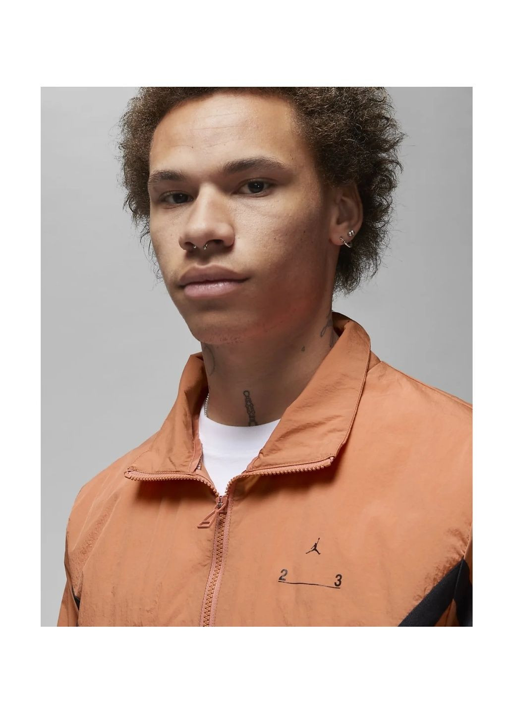 Помаранчева куртка чоловіча 23 engineered orange dv7689-872 Air Jordan