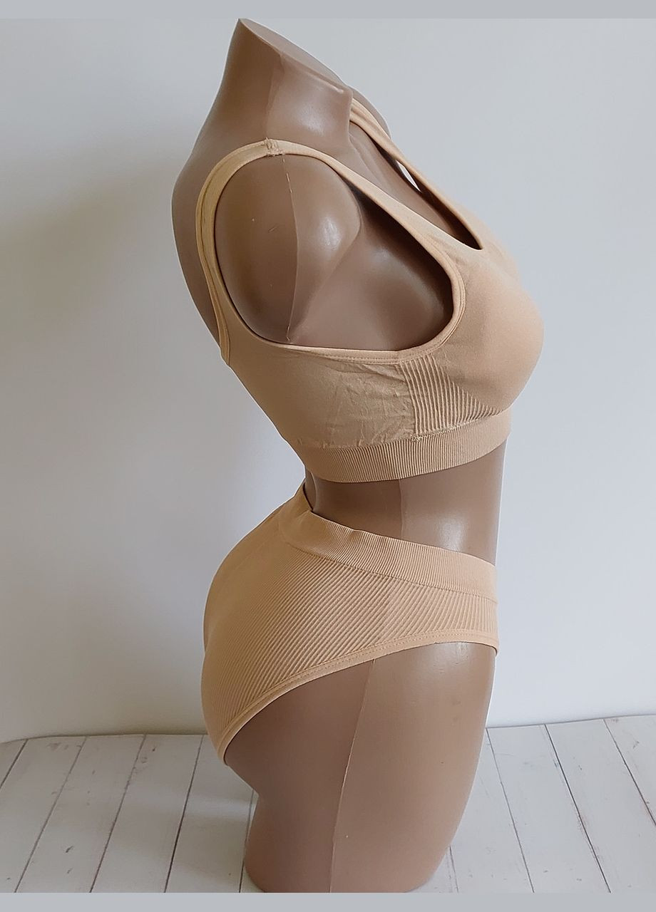 Бежевый демисезонный комплект белья женский в рубчик топ бюстгальтер трусы honey fashion accessories s/м бордовый (2-186) No Brand