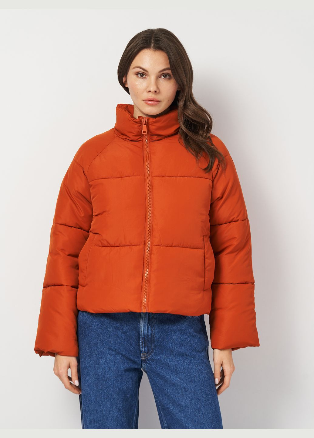 Коричнева зимня стеганна куртка Monki