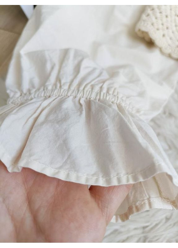 Бежева контрастний трикотажний топ із рукавами та воланами Zara