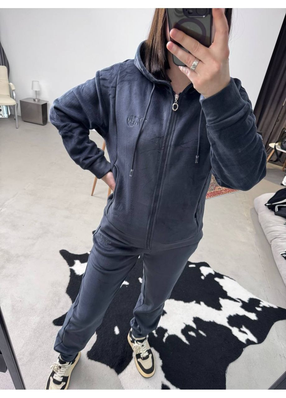Жіночий спортивний костюм із м’якого вельвету No Brand (369135467)