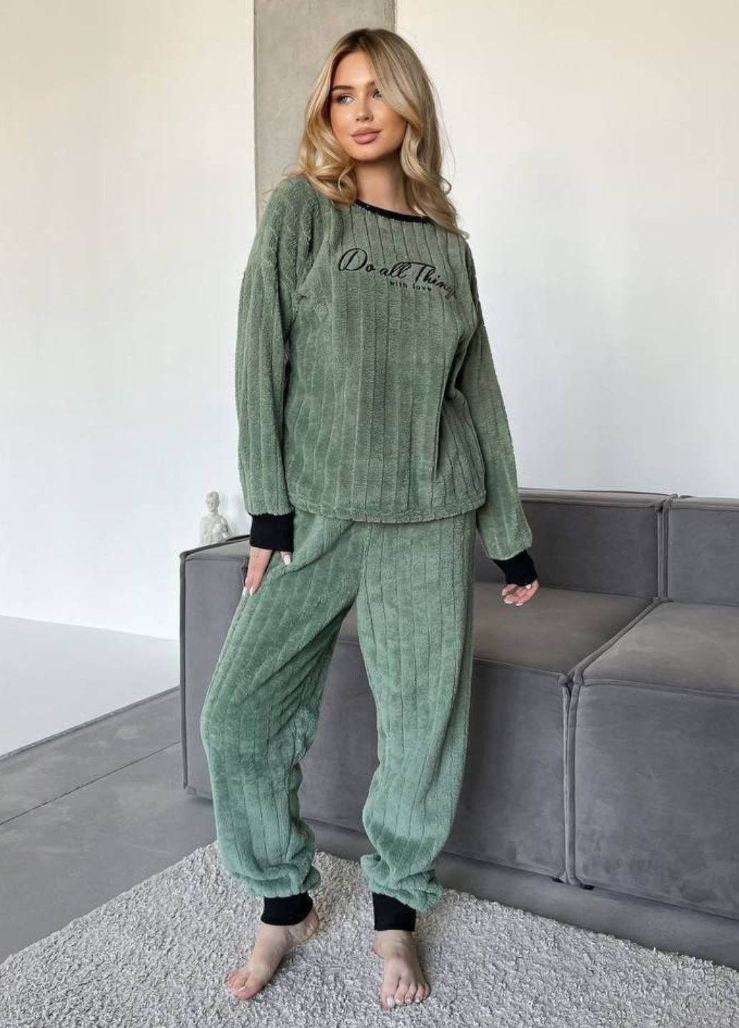 Оливковая зимняя женская однотонная плюшевая пижама с надписью свитшот + брюки Tik-Tak
